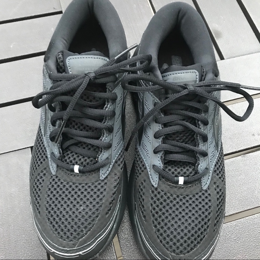 Mens Brooks Addiction 13 Black 1102611D071 Size 9D